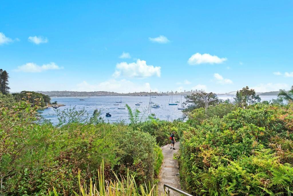 Seaside Luxury With Pool & Harbor Views Ferienhaus Sydney